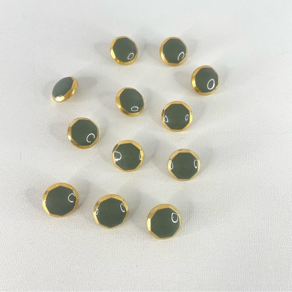 Lot of 12 Vintage Gold/Sage Green Octagonal Shank Buttons - Picture 3 of 9